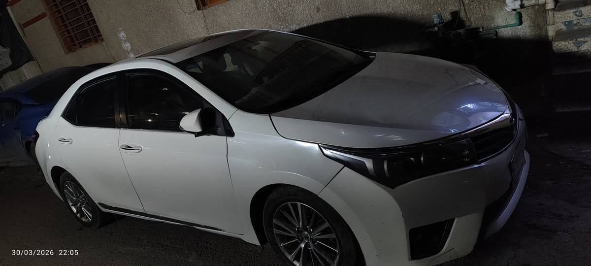 كورولا 2015 وارد خليجي GLi – فول مواصفات للبيع
سيارة نظيفة جداً ومعتنى بيها استخدام شخصي، جاهزة وما تحتاج أي صرف
 المواصفات
رقم بغداد 
محرك 2000 قوي واقتصادي
فتح وقفل ذكي
تشغيل بصمة (ستارت)
مرايات شفط كهرباء
مثبت سرعة
تكييف بارد جداً
داخلية نظيفة ومحافظة
محرك  بحالة ممتازة
 الشكل المرغوب 2015
 السعر: 130 ورقة قابل للتفاوض البسيط للجادين
 السيارة جاهزة للفحص بأي مكان 
 للتواصل:اتصال: *********** او واتساب
