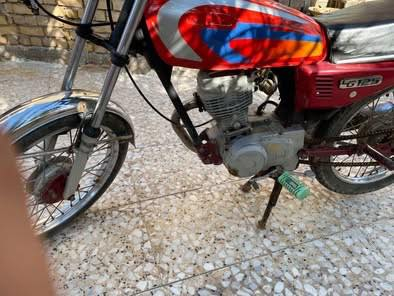 سلام عليكم دراجه نامه للبيع سعر 300مكاني بصره طوبه ونخيله ***********
