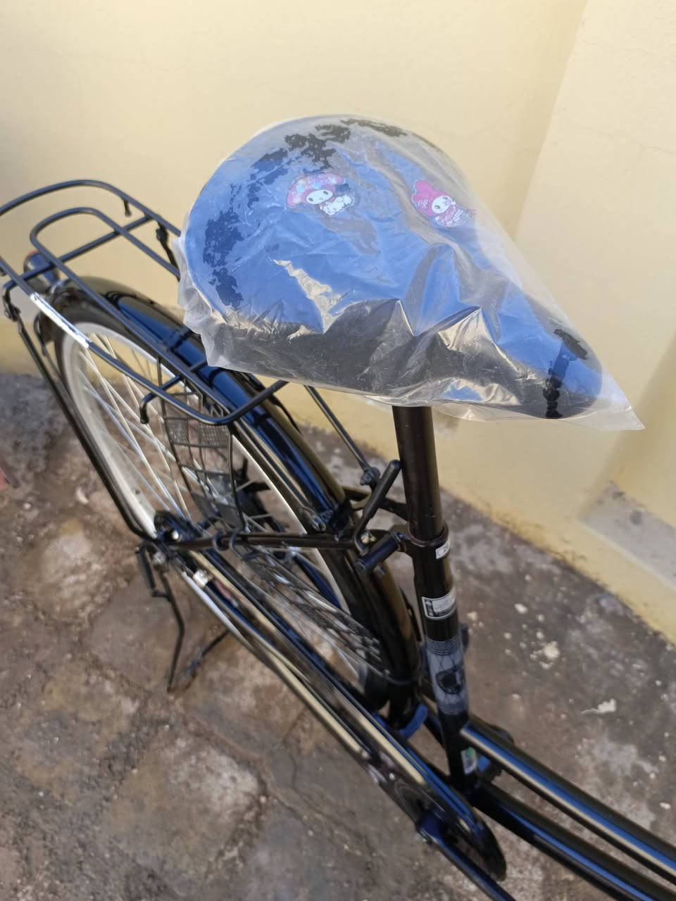 سلام عليكم بايسكل للبيع حجم26 نضافه98%بلواقع أحله من الصوره تجي وتشوفه..كامل برغي ما ناقص تاركه بصطح
سعره 115 يولد سعر ثابت 110مابيعه) مامتوازي(ع كربلاء)
متواجد فيس واتساب وهاذه رقمي(***********)
