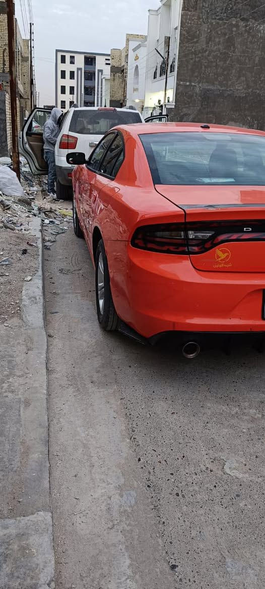 السلام عليكم
للبيع فقط جارجر 2018 اصل بوليسي مصبوغه عام تغير لون حادث باب خلفي وجاملغ بدون دواخل مكينه 3600 كير تعليك السياره جاهزه مابيها اي نقص سونار موجود 
السعر 160  وبيها مجال 
الرقم بي واتساب ***********
