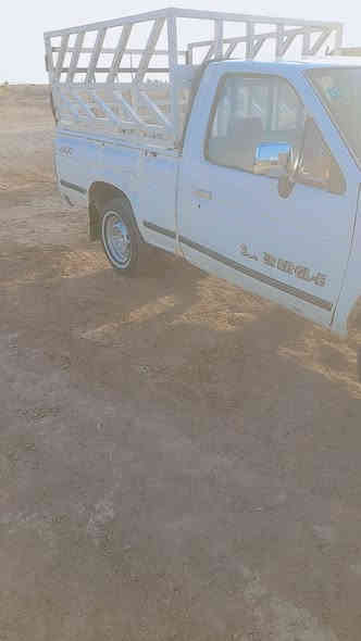 السلا عليكم بيكم نيسان موديل ٩٢ رقم ذي قار  انكليزي جديد بسمي  مكينه ونجي كير اوتماتيك  سياره خير من الله شوفت عينك  المكان واسط قضاء الحي الاتصال على *********** السعر 33
