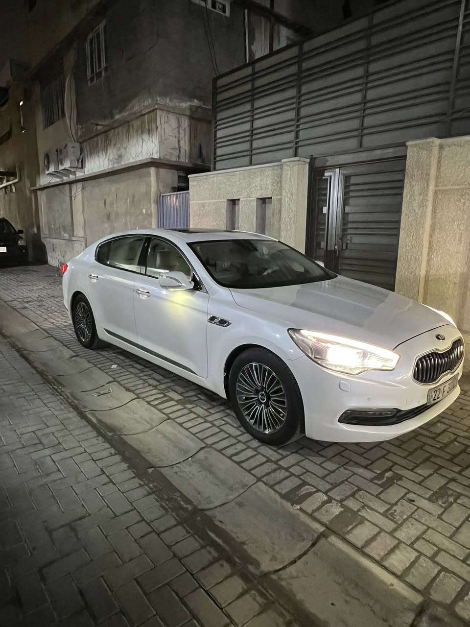 شرط الجدادة كوريس خليجي 2013 فئة اولى مناقصها اي شي جاهزة ونضيفة جدا كفالة عامة بيها بس الهلال مال الجاملغ صبغ والباقي كل بلاد جكات ملغية رقم اربيل باسمي تحويل مباشر السعر 175 هاتف *********** موقع السيارة بغداد العطيفية
