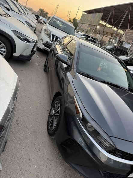 ‏‎كيا فورتي2024 رقم اربيل بسمي تحويل مباشر ثاني يوم
‏‎صور الحادث مرفقه قطعه وحده فقط
‏‎ماشية 33ميل
‏‎مواصفات : مكينة 2000 دوش / شاشة كبيرة / كامرة دوارة / رادار تعديل مسار / اوتو بريك / رادار جانبي / مود درايف / تحكم ستيرن / كروس سرعة /مانع انزلاق / بلوتوث / اواكس / USB /ويل كب/قياده اليه/

‏‎عنوان  بغداد      الشعله

 السعر:159وبيها مجال بسيط

‏‎للتواصل ***********
