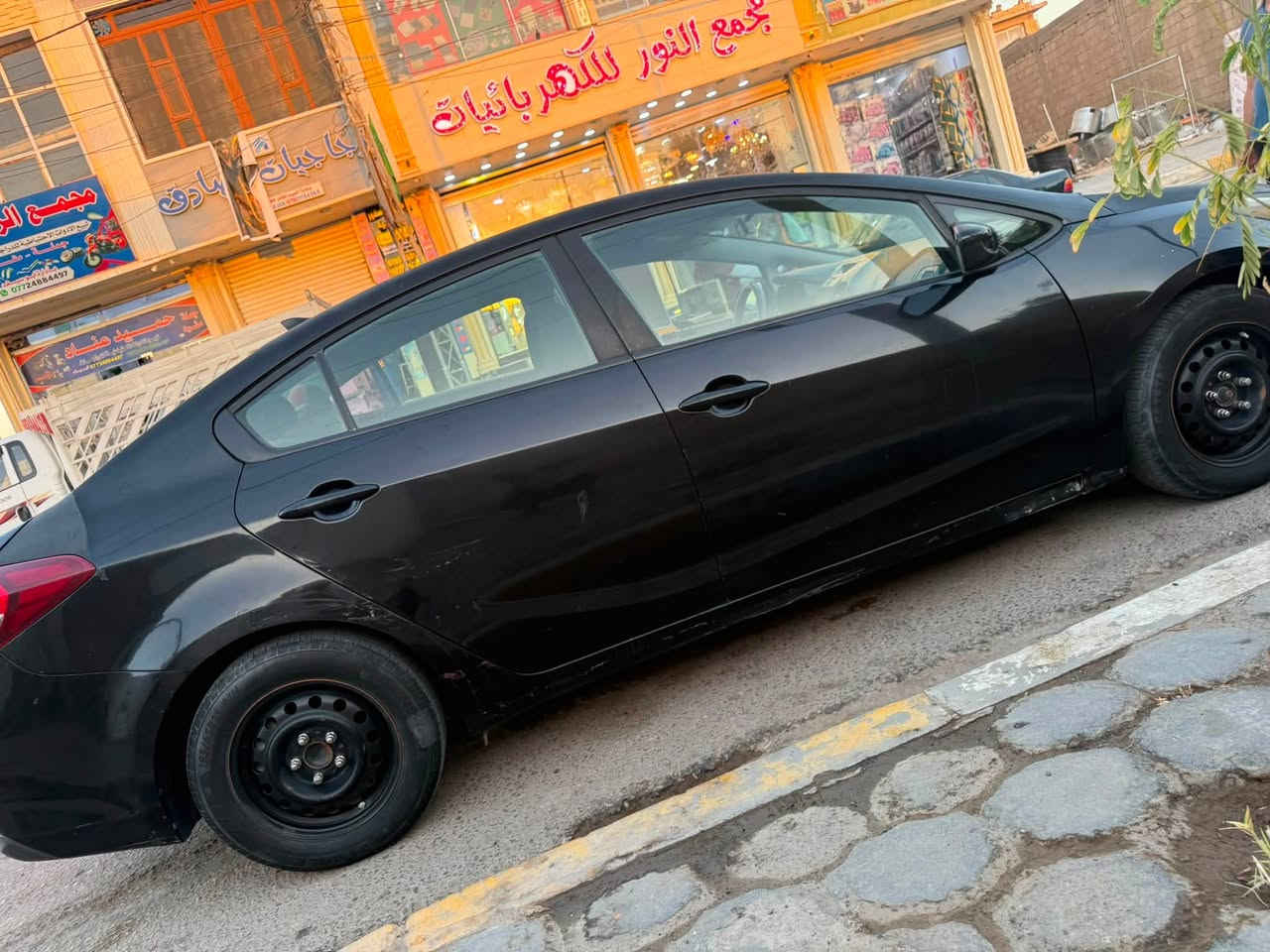 فورتي 2017 رقم اربيل  شرط التحويل سنوية لل٢٨ حادث السيارة بنيد وبيهة قطع صبغ ابيع حزام دواخل كفاله لغود شواصي تكم كفاله كير مكينه حدادية تبريد مكفوله مكينه الفين دوش مكان السياره بابل الحله  السعر 88 وبيه مجال ***********

