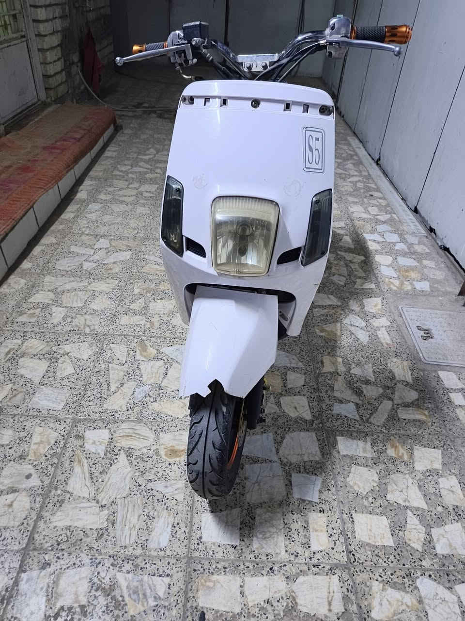 سلام وعليكم دراجه بوليس صيني الدراجه بلاديه ومكينه شغاله خير من الله صوتهة ناعم نكره سلف اشاير اكلوبات كله كامل فقط الكسر بهاي الصفحه الدراجه سعرهة 375وبيهة مجال المكان بغداد البياع رقمي*********** موجود واتساب
