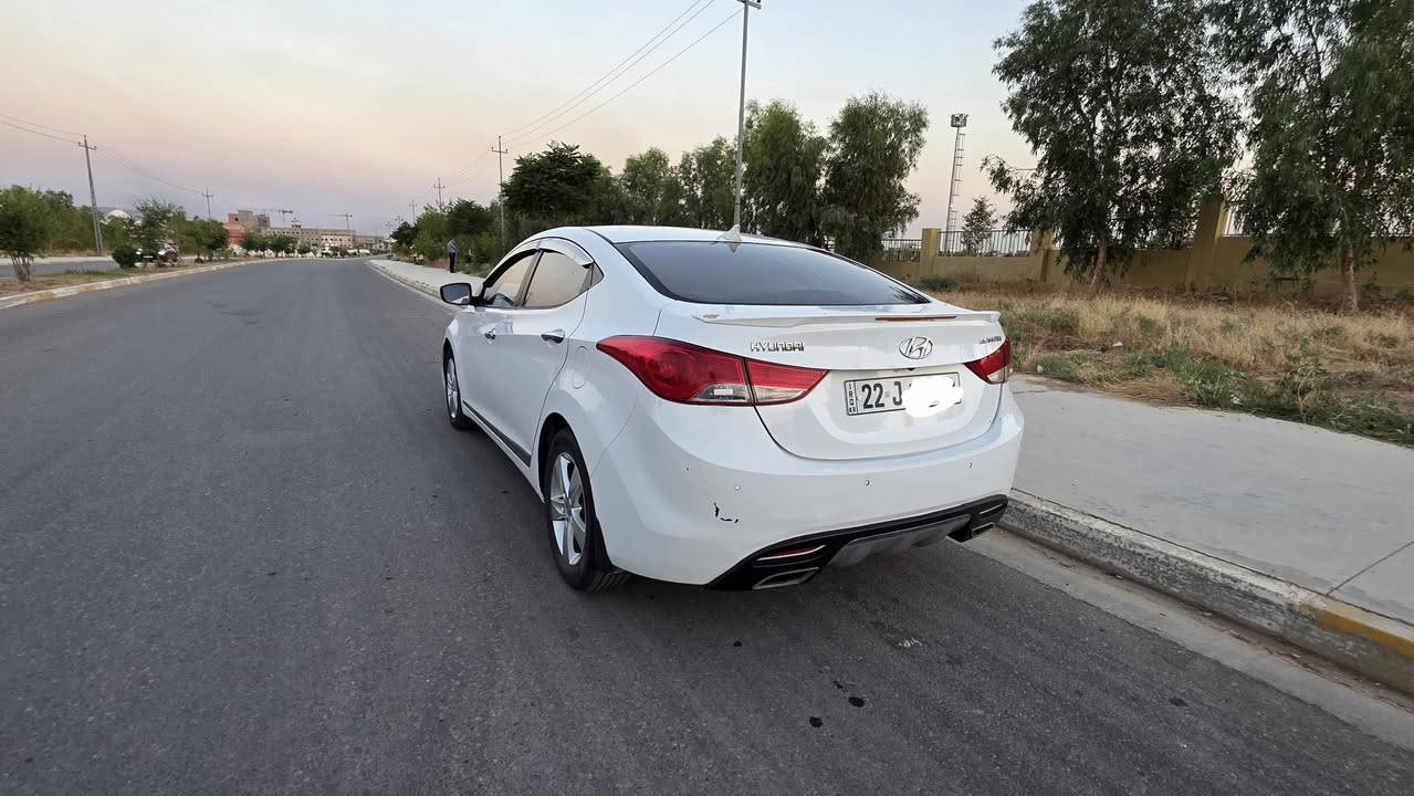 ✨ هيونداي إلنترا 2013 للبيع 🚗
✅ بدون ضرر أو صبغ
⚙️ كير ومكينة شرط
⚙️ حجم المكينة 18
🛡️ فول أوبشن (عدا البصمة والسلايد)
❄️ بيها شوية ملاحظات بسيطة
🛞 طقم تايرات جديد
📅 السنوية لغاية 2027
💎 السيارة نظيفة ومصروف عليها، وما بيها أي نقص يُذكر

📞 للاستفسار والاتصال على الخط أو واتساب:
***********

💬 للتواصل والاتصال على الخط أو واتساب:
***********
