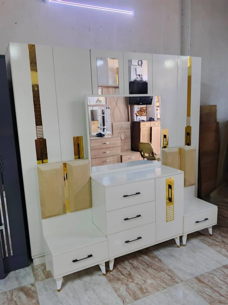 ٥ قطعه سعر ٤٥٠ بيها مجال
العنده غراض للبيع راسلوني *********** او اتصال ع رقم داخل محافظه كركوك
