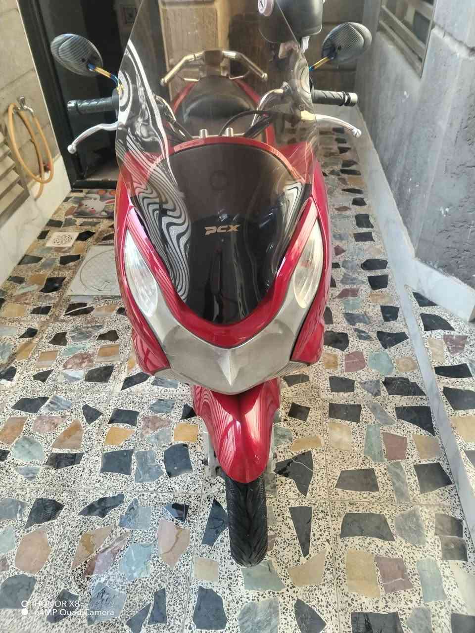 سلام عليكم دراجه بي سي اكس
البيع دراجه خير من الله جيب فيتر وتعال
بس كفرات تجاريه
لباقي كلهه بلاد
سعر مليون ونص
مكان بغداد ام الكبر والغزلان
رقم موبايل ***********
