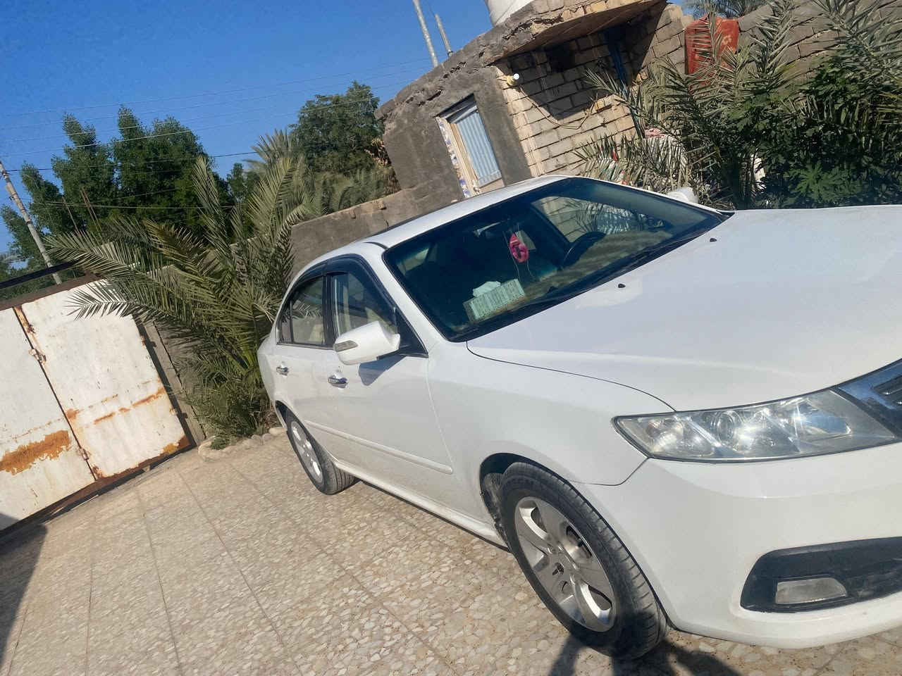 السلام عليكم اوبتيمه 2009 مكينه دوش 2000 كير مكينه جديد حداديه تخم تاير جديد سنويه السنة الغايه 29 عنوان ذي قار سوق الشيوخ السعر 110 وبيها مجال
***********
