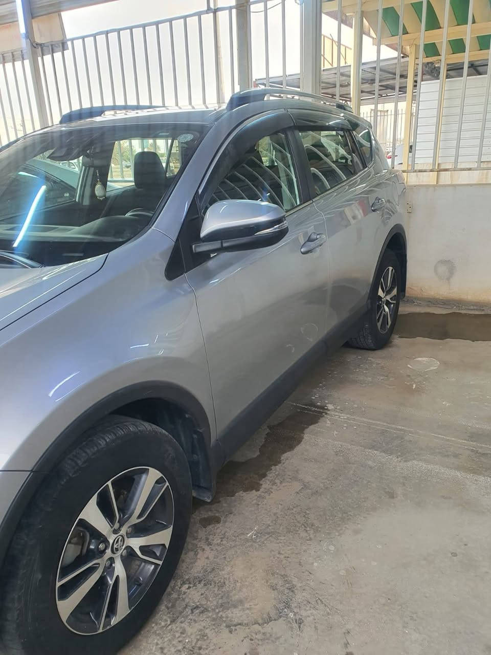 البيع موديل ٢٠١٨ وراد أمريكي تفاصيل اتصل ***********
