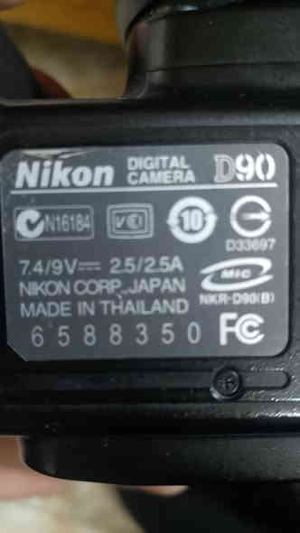 عندي كامره نيكون D90 أريد أبيعها وياها عدسات 2 وبطارية 2 
وياها جنطة وما مفتوحة السعر 500,000
ملاحضة وياها ميموري وشاحنة
للستفسار التواصل على الواتساب ***********
العنوان موصل
