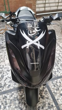 دراجه pcx جيل 4 دراجه خير من الله  بانزين كله محسن دهن ايضاً مؤتل دراج...