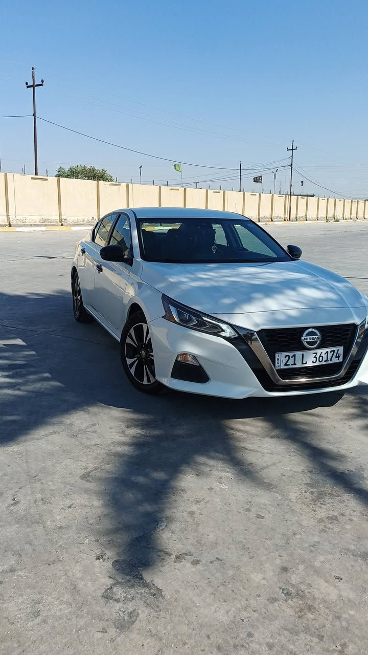 السلام عليكم
من رخصت الادمن 
نسيا ولتمه 22sR
سياره فول عده الفتحه 
ضرر جملغ الخلفي بدون دواخل بس صبغ 
تخم تاير باتري جديد سياره ع وضع شركه 
السعر 170وبيه مجال 
رقم صاحب سياره *********** اني مكلف بنشر
