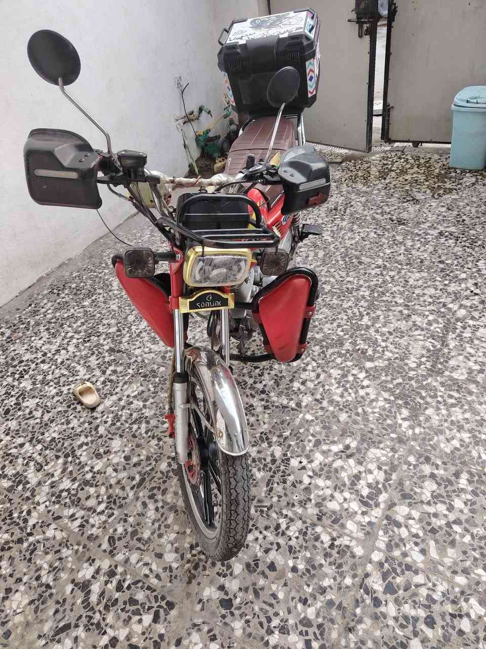 سونك مديل ٢٤ كفاله عامه بالجيس الدراجه ٦٥٠ وبيها مجال حك جيتك يعني كلش قليل بغداد الشعله الخطيب الزراعي ***********
