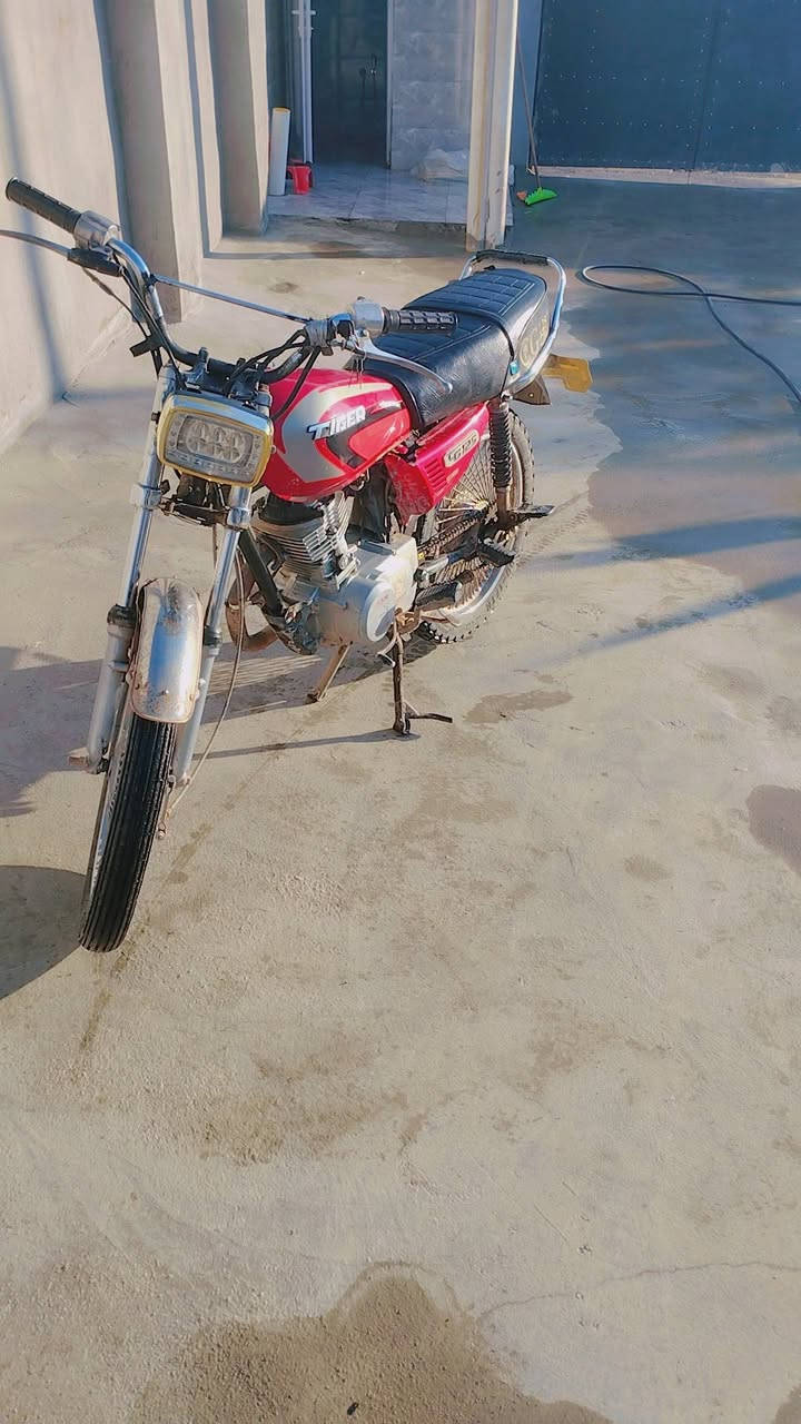 السلام عليكم موطور تايگر موديل ١٨ محرك دمعه شلعه ومعدل نار السعر ٢٠٠ وبي مجال رقمي ***********
