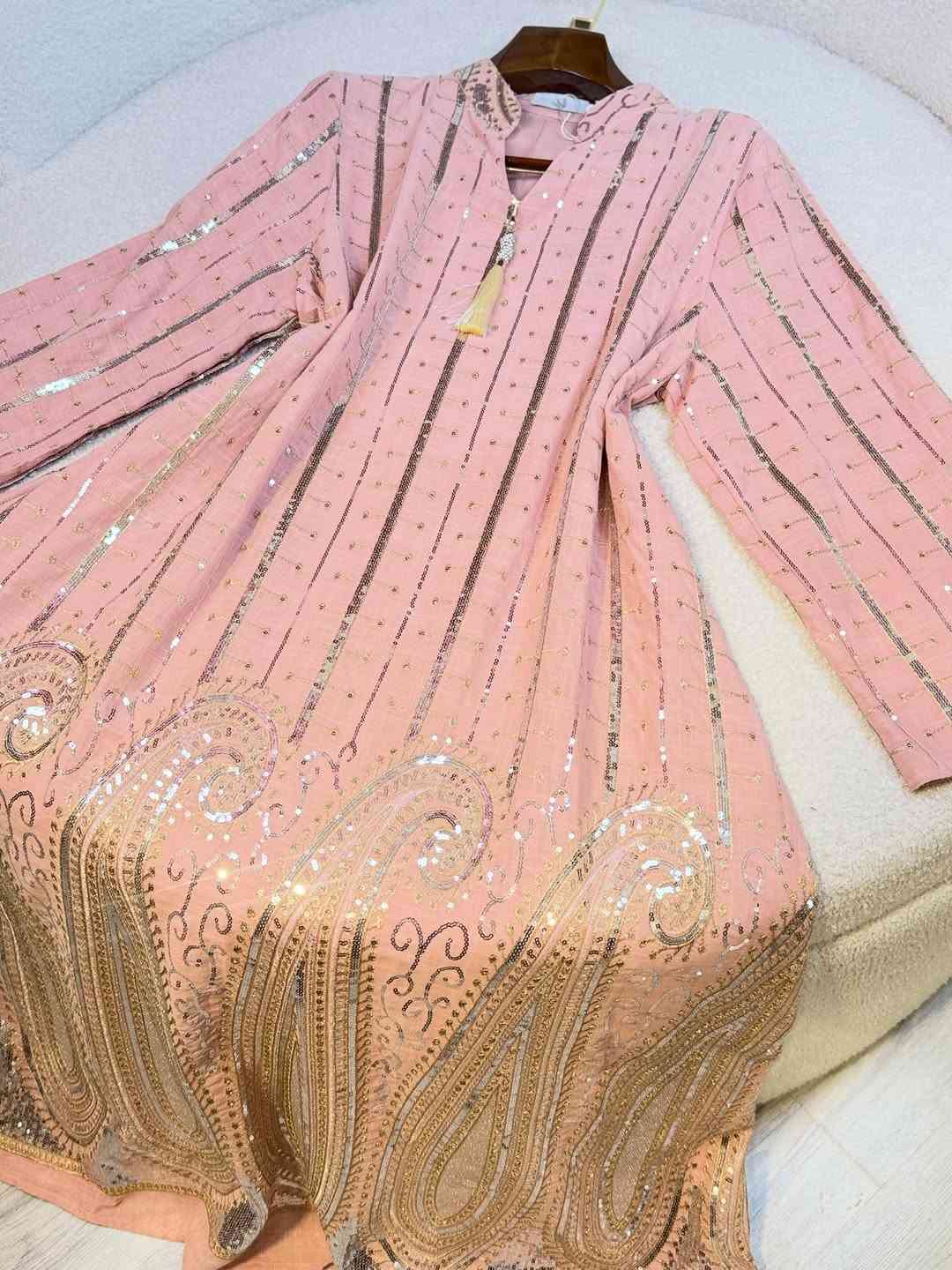 الــسعر35الــف✨🤎
القياسات(L,xl,2x)

للحجز و الاستفسار التواصل على الأرقام واتس اب 

***********
***********
***********
***********

توصيل بغداد  5000
توصيل محافظات  5000

