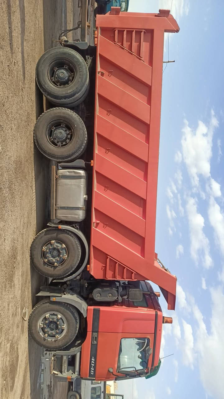 سلام عليكم للبيع مقطوره ذرعته 24 تفصال الباويه كله مجموعه برينه مفصله جديد تأيرات نضيفه ونج جديد لاستفسار ***********  مكان المقطوره الفلوجه معرض الاحلام السعر 210 وبيه مجال
