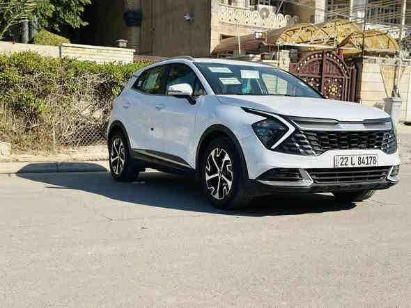 السلام عليكم.  ///.  بيع جوه سوك ترهم مروس وبيع 

كيا   سبورتج خليجي موديل 2024 ام ضمان 5 سنوات 

المواصفات

الدار جانبي

بصمة ابواب 

بصمة تشغيل 

جنطة كهرباء 

كراسي كهرباء 

هاند بريك بصمة

كامرة خلفية دوارة

حساس امامي

حساس خلفي

مري شفط

تدفئة كشنات

تبريد بيانو

ويل كب 19 

داخل سود

محرك 2000

ماشية 30الف (حقيقي) 

وباقي المواصفات العادية

السيارة رقم اربيل 

مكفولة كفالة عامة عد بارد بل باب خلفي على كد شبار 

العنوان/بغداد بحي اور 
 
سعر سياره  218 ورقه وبيه مجال 

***********
