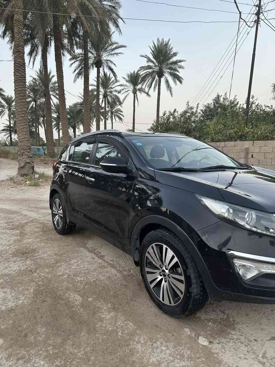 سلام عليكم سبورتج2014 vip
خليجي رقم بغداد مكفوله 
تبريد +تدفئه كشنات كهرباء بنورامه قطعتين تبريد قطعتين كامره خلفيه بصمه 
فور ويل 
محرك2400دوش المرغوب 
مرايات شفط هواي موصفات بيه بعد مكانه المحموديه رقم ***********
***********
*********** السعر 150 وبيه مجال
