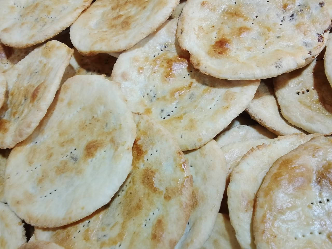 طلبات الزبائن ألف عافيه عليهم مستعدون تجهيز كافه اكلات ومعجنات حسب الطلب الحجز قبل يوم لان نشتغل حسب الطلب ما عدنه شي قديم كله تازه


**إذا كنت صاحب هذا الإعلان وتريد حذفه لأي سبب، رجاءا أرسل رسالة إلى الدعم الفني**