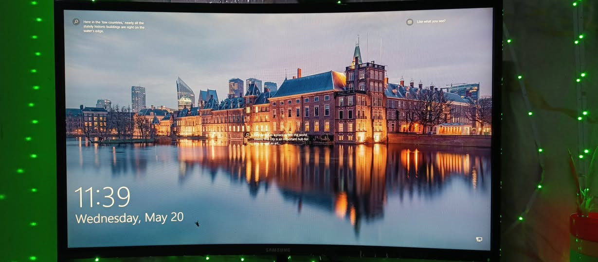 CPU: i5 10400
‏GPU: RTX 2060 SUPER
‏RAM:16 GB 3600
‏MB: GIGABYTE B460M D2V
‏HDD: 2T 
SSD: 500 GB
UPS: 1800
شاشة سامسونج منحني 60 هرتز
وياه هدية: 
 كيبورد لون اسود + لون ابيض
+ ماوس + 2 جوستيك اكسبوكس + 2 جوستيك لاسلكي سوني 
+ ميز لون ابيض + كرسي.. 
  حاسبة مثل ماتشوف نظيفة استعمال شهر بعدهي بكارتوناته.. سبب البيع عدم التفرغ 
وكل هذا وسعره 750 وبيه مجال 
الشراي يتواصل وياي خاص.


**إذا كنت صاحب هذا الإعلان وتريد حذفه لأي سبب، رجاءا أرسل رسالة إلى الدعم الفني**