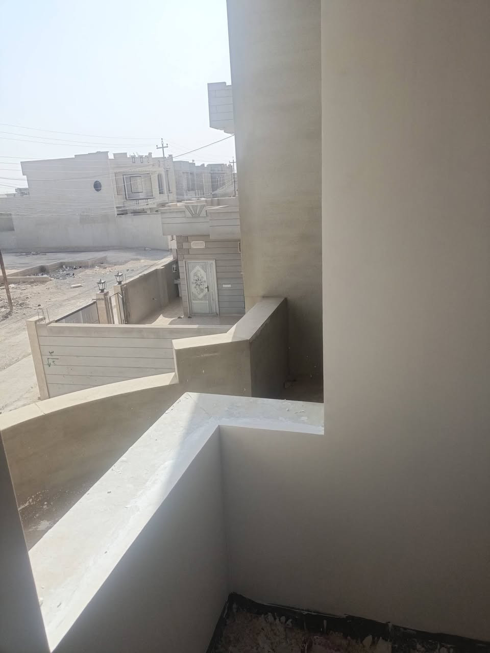 كادر من الموصل شقل درجة اولا لبخ جص
وعمل بروفايل في الجص
وات ساب***********
هاتف***********
خابر وتدلل
