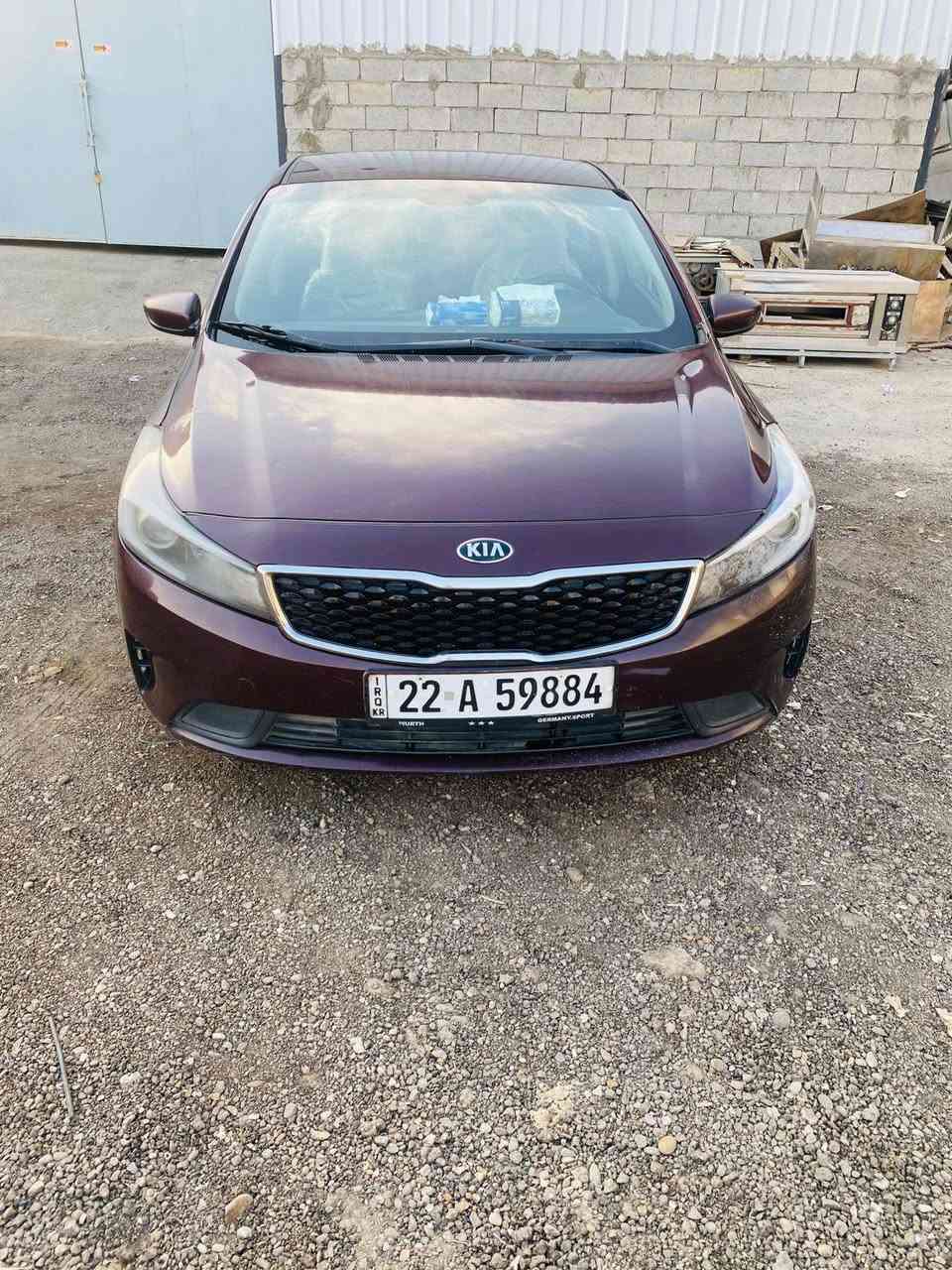 فورتي 2017 أمريكي 
حادثهة جاملغ وباب جهة اليمنة حادث خفيف مواصل للعود
وبل عراق باب صبغ الورة السايق  
محرك 2000دوش
كير 6 نمر  
كير ومحرك مكفولات 
تدفئة تبريد خير من الله 
شاشة 
كامرة 
تحكمات فول 4 جهات 
تخم تاير 
صدرها 90‎%‎ 
لون  ماروني 
 السعر 110وبيهة مجال /***********
مكان سيارة بغداد.
