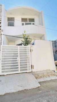 بيت طابقين • سند ٢٥ • ٨٥م