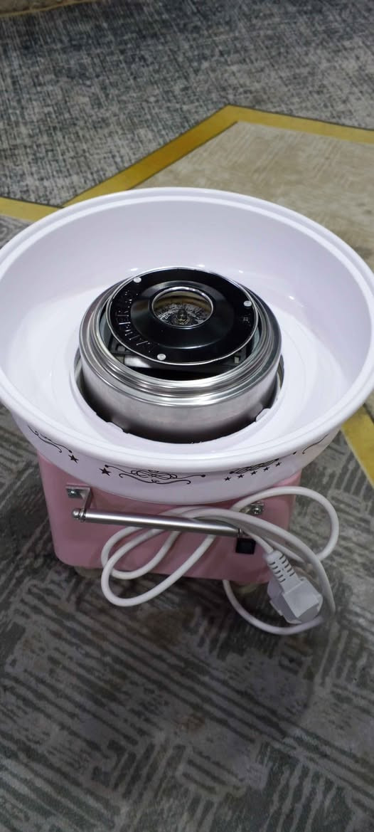 ماكينه شعر بنات من شريكة newal مستعمله شبه جديد مكينه حلوه ونضيفه سريعه الستخدام 

موصفات ماكينه
1.تسخين سريع وسهل🔥
2.مساعده مثالي في المناسبات الخاصة🎊
3.سهلة تنقل
4.سهلة استخدام وا التنظيف
5.مغرفة واحدة من المكونات تنتج قطعة شعر بنات 
6.تصنيم عصري 

سعر 50 الف بيه مجال بسيط 35 الف قفل رقم *********** عنوان نجف الشرف اعيد وكرر مكاني نجف الشرف النجف, العراق
