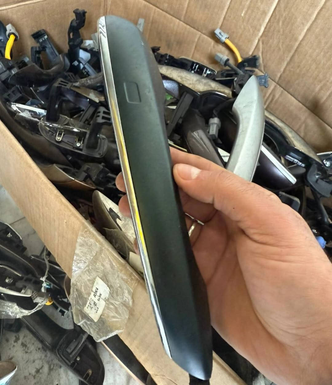 عالم الجينيسس
اسامه الكعبي🥇
***********
يدات ابواب GV70 امامي+خلفي
شرط امريكي
جميع الالوان 
البرونز والنيكل

العنوان بغداد الدولعي مقابل مخازن الجاي
