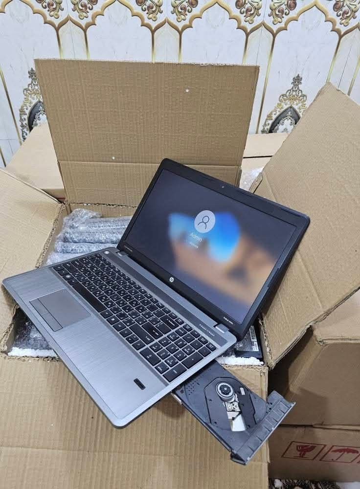 متوفر جمله لابتوب كميه نوع لابتوب HP ProBook 4530 
 قطعه شلعه كامله  الموصفات 
كورا 5 
رام 4 كيكا
هارد ٣٢٠ كيكا  كاملات 
الحجم 15.6
كيبورد عربي انكليز طبع  منصب عل وندوز ١٠ كامل هو الشاحنه كيبل الباور عنواني بابل شارع ٨٠ كربلاء  قرب جامع الرحمن يوجد خدمه توصيل  *********** واتساب
