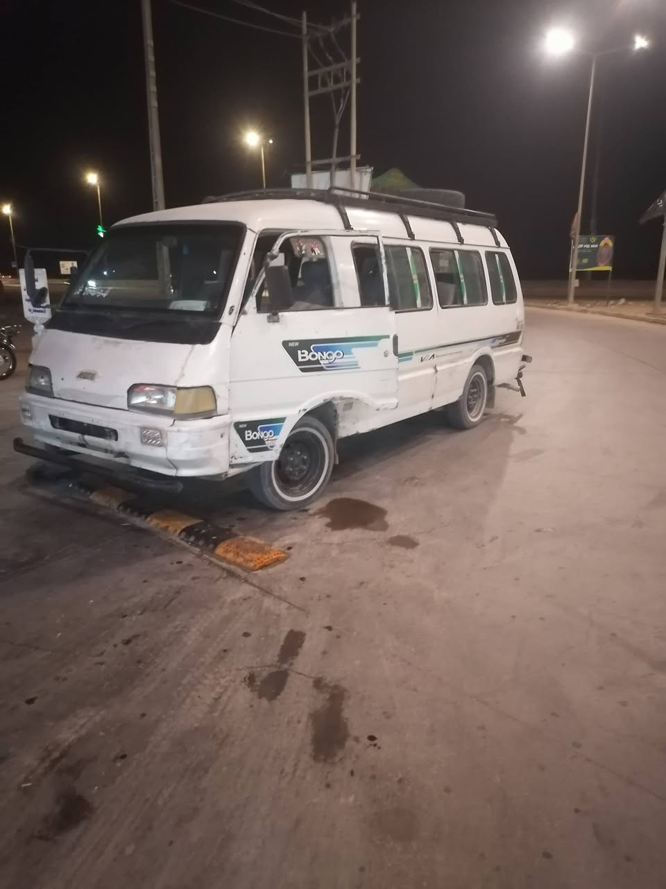 السلام عليكم البيع كيه آسيا مديل ٩٥ رقم بصره الإنكليزي سنويه لا ٣٠ المكان دوانيه السعر ٥٥ وبيه مجال قليل حك اجيه اتصال *********** التفاصيل مكينه و كير واكسن وتخم تاير كله جديد كهربائيات كله شغاله سياره خير من الله دوشمه جديده كاعيه جديد
