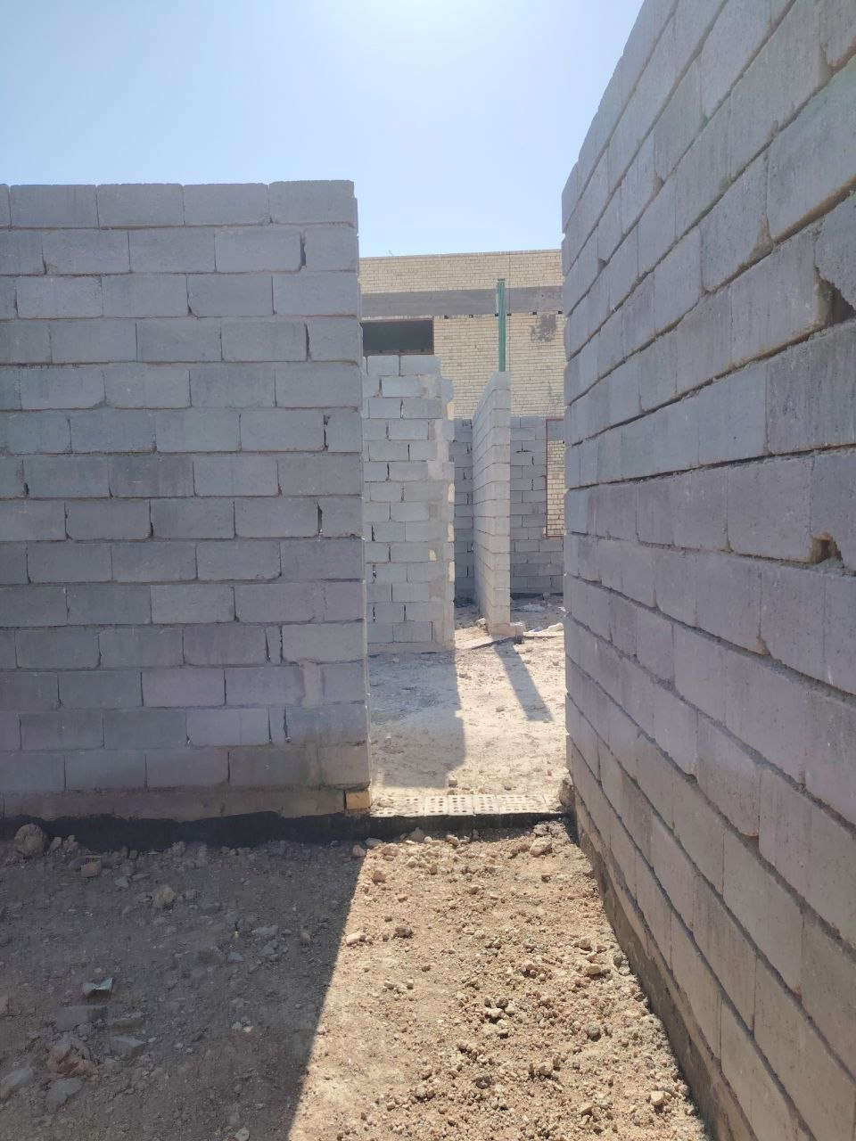 هيكل ركن على شارعين 

مساحة 275 متر مربع سند 25 

العنوان: حي المهندسين / طريق ابو الجاسم / المسيب

السعر 35 مليون 

للاستفسار الاتصال على الرقم

***********
