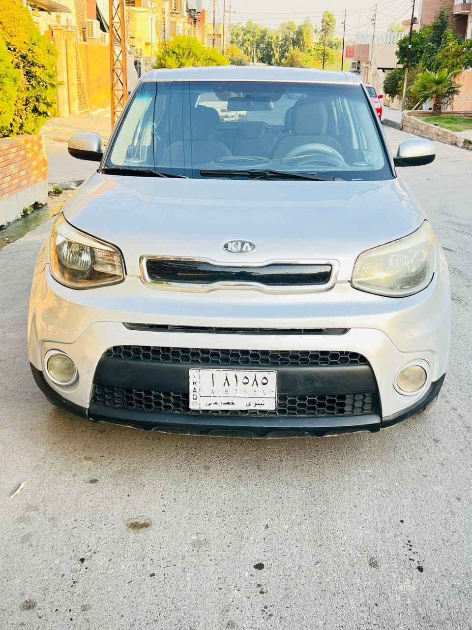 السلام عليكم كيا سول ٢٠١٦ محرك وكير شرط تبريد سياره جاهزه ضرر جاملغ خلفي نصف باب بدون دواخل السعر ٩٥ موبايل ***********
