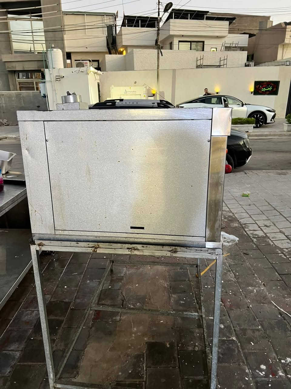 اغراض مطعم للبيع

فرن بيتزا 

حماية جبن 

كريل بركر وصاج

حماية فنكر

*********** واتساب بغداد الكرادة
