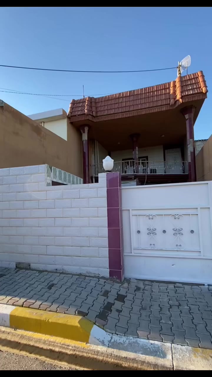 بيت مرتب في طوزخورماتو ❤️
حي اق صور خلف مدرسة الرشيد 
طابو ملك صرف سكني
156 متر مربع الواجهة 7 متر 
السعر :123 مليون
طابقين 3 غرف نوم وحديقة وكراج 

للتواصل : *********** - *********** 📞

#طوز #عقارات #طوزخورماتو #مقاولات #بناء
