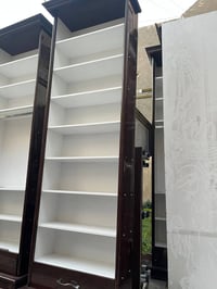 ديكور محل  ملابس مكون من كناتير خشب MDf  العدد  6 منفرد الأرتفاع  3متر...