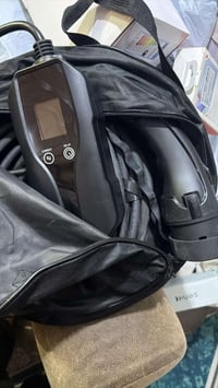 عندي شاحن للسيارات الكهربائيه جديد ممستخدم اعلى سعر بيع مكاني بغداد بي...