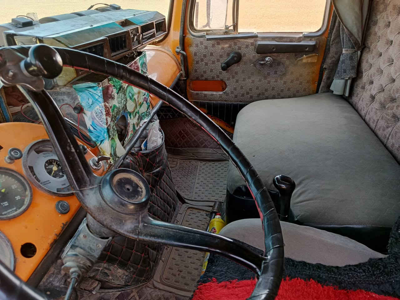 اقچم للبيع رقم صلاح الدين تحويل تانكي 12 الف مغلون مكينه 55 گير 25 شاصي 81 مطول 
***********
***********
