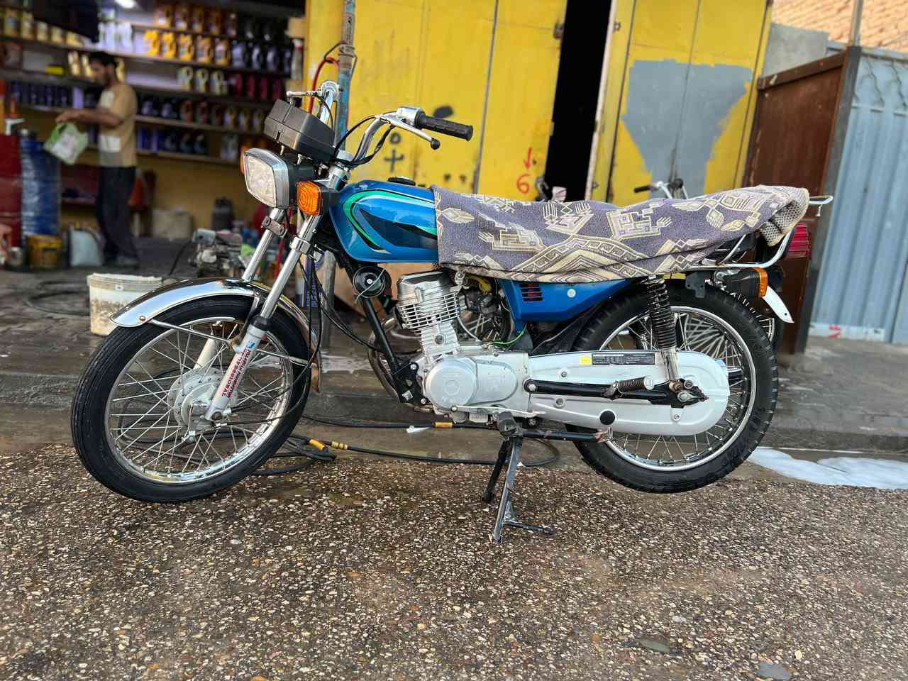 دراجة لبيع اوراق اصولي اصلية 4 كير امتياز ايراني موديل الشاصي  2018 والداجة تعمير كلشي جديد مكينة ايراني اصلي 23 اي استفسار *********** مكاني نجف
