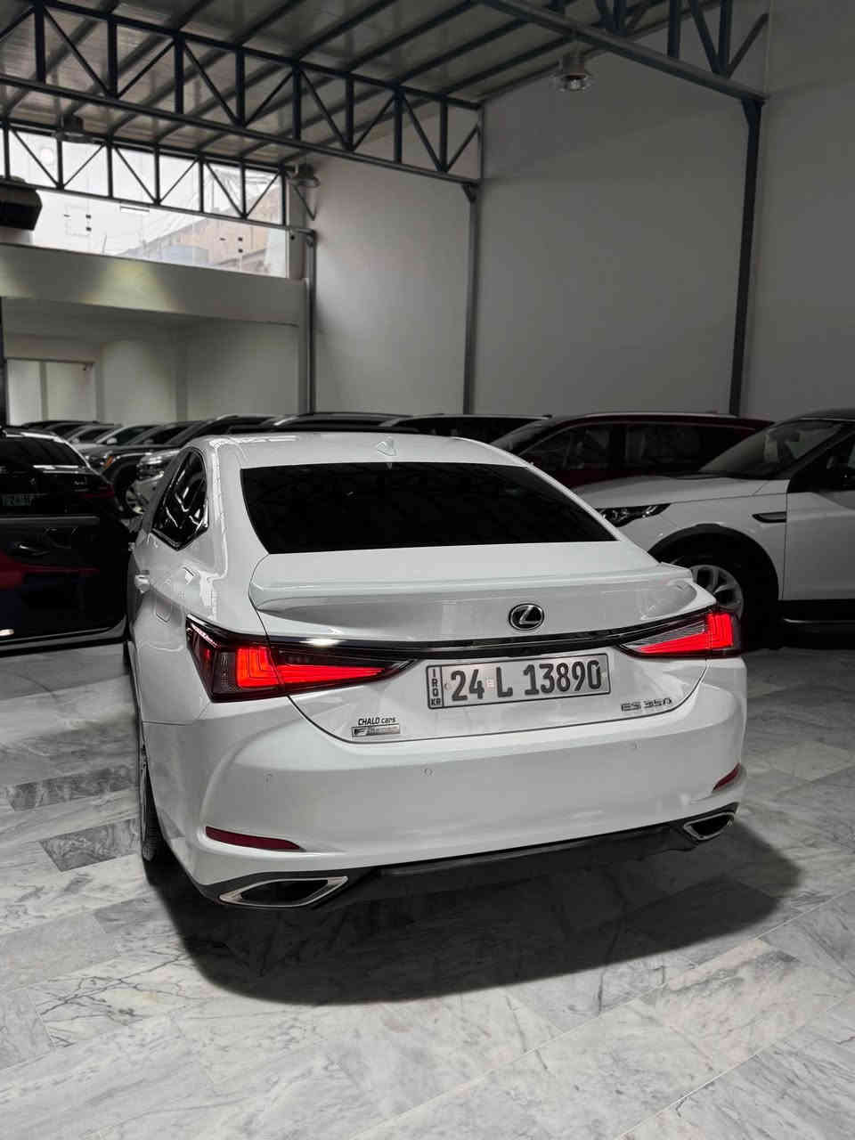 لكزز F SPORT  ES350  2021 

Full مواصفات 
السياره كفاله من الصبغ 
بيها فقط PDR  بالجاملغ 

ماشيه 31.000M
‎سلايت 
داتا شو 
سماعات Mark Levinso
كشنات تبريد وتدفئه 
كشنات ميموري وكهرباء
لايت 3 عدسات 
صندوق كهربائي
وضعيات قياده  سبورت  وايكو ونورمال 
شفتات ستيرن 
رادار امامي خلفي 
نقط عمياء 
تحديد مسار 
كيج الكتروني 
اوتو هولد
هاندبريك بصمه 
وبعد بيها مواصفات 

السعر. 385 ومجال بسيط 

السياره لوك جديده 
وشايف خيرها للي ياخذها 

مكان دهوك 
***********
واتساب دهوك, العراق
