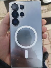 اس ٢٥ الترا • ٢٥٦ • تيتانيوم