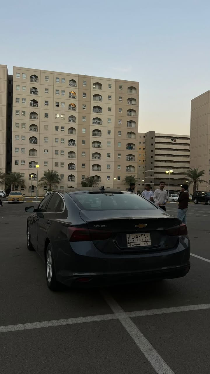 السلام عليكم للبيع ماليبو 2019 ls
ماشيه ٩٧ الف كيلو 
بيها ٣ قطع صبغ وبارد باب سايق 
مكاني بسمايه رقم واتساب ***********
ب 110 سعر
