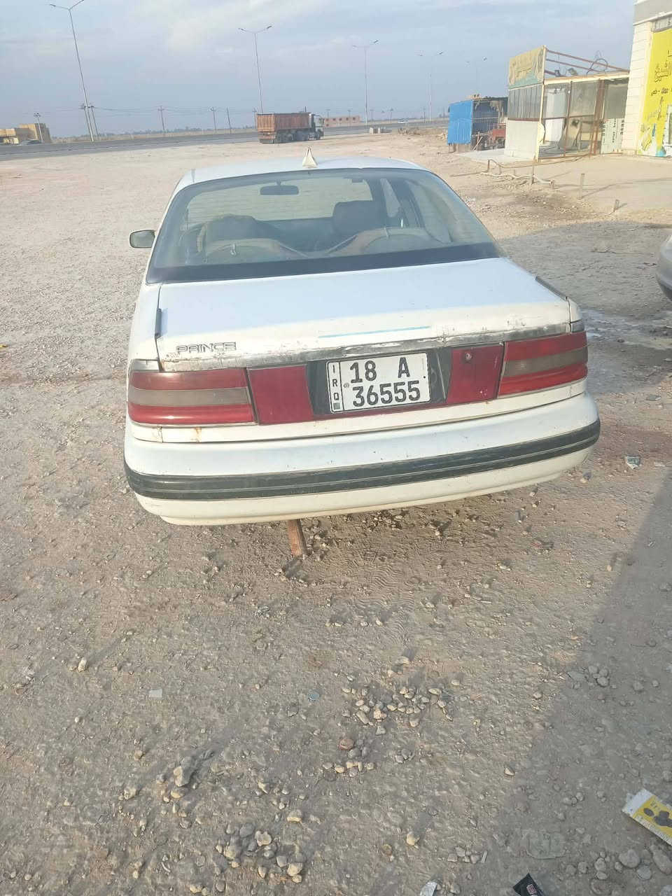 سلام عليكم سياره دايو برنس موديل 92 سنويه 28مشروع وطني كهربائيات شغاله تخم تواير كير عادي غير متواجد عل فيسبك الرقم ***********
