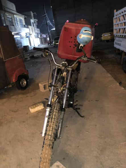 السلام عليك دراجه تعمير للبيع ب 200وبيهه مجال عنوان بغداد البياع *********** ملاحضة:ابيع بدون صندوك
