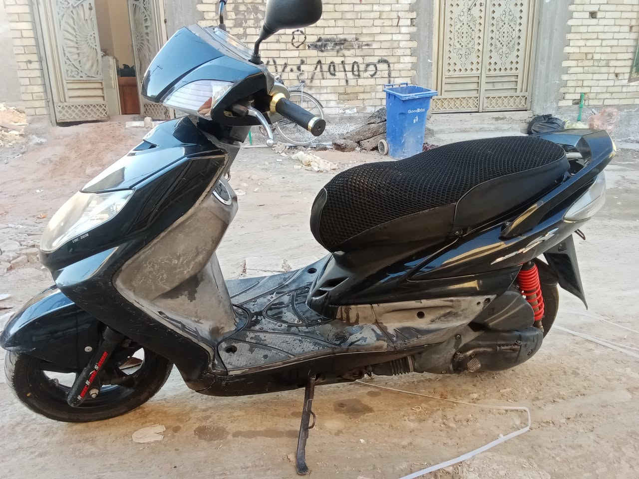 السلام عليكم شباب دراجه سكنس فحل للبيع الدراجه مكفوله مكينه برغي واحد مامفتوح بيها السعر 800 وبيها مجال للشراي رقمي ***********
