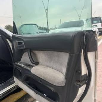 السلام عليكم سياره للبيع بطه متصل موديل 92 كير ومكينه نظاف تبريد ما يشتغل سياره مصبوغه جماليه بيهه ضربه بل مدكر الخلفي سنويه ل27 تنتهي لتواصل واتساب ***********
