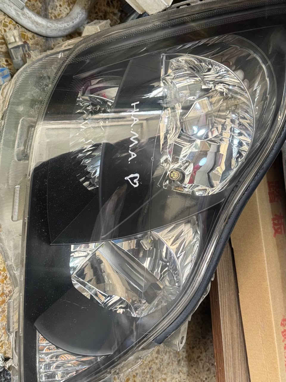 جوتی لایتی شاهینەی ٢٠٠٧ بۆ فرۆشتن 
زۆر زۆر تازەو جوانو مەزبوت هەموو گیانی مەزبوتە سعری ١٣٠هەزارکەمیک مەعامەلە شوین سلیمانی بەکرەجۆ 
🤍***********🤍***********🤍 السليمانية, العراق
