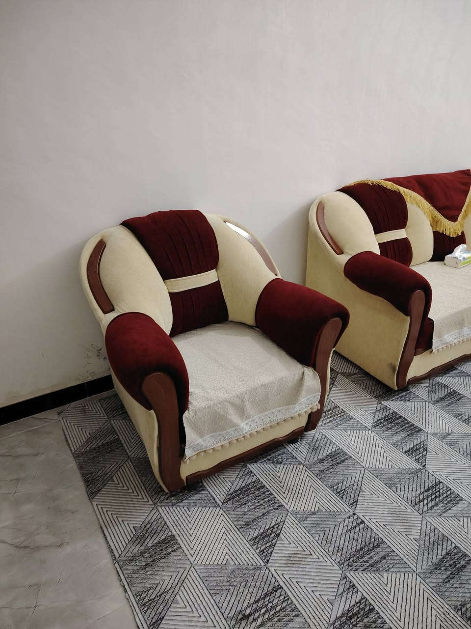 سلام عليكم هذا تخم مع طبلات 3 للبيع سعر 400 وبي مجال
***********
***********
