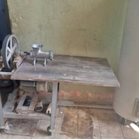 مكينة لحم • ماطور ماء كبير • ميز عمودي ألمنيوم